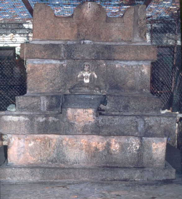 sri sripadaraja brindavana mulbagal